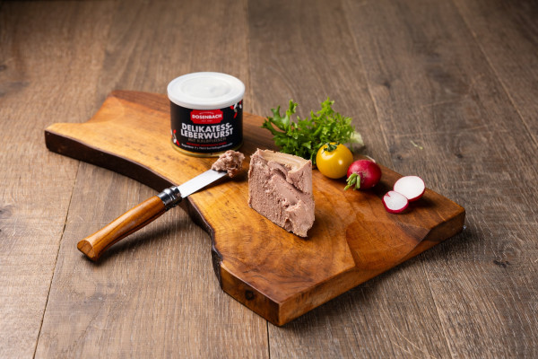 Delikatess-Leberwurst mit Kalbfleisch in der Dose